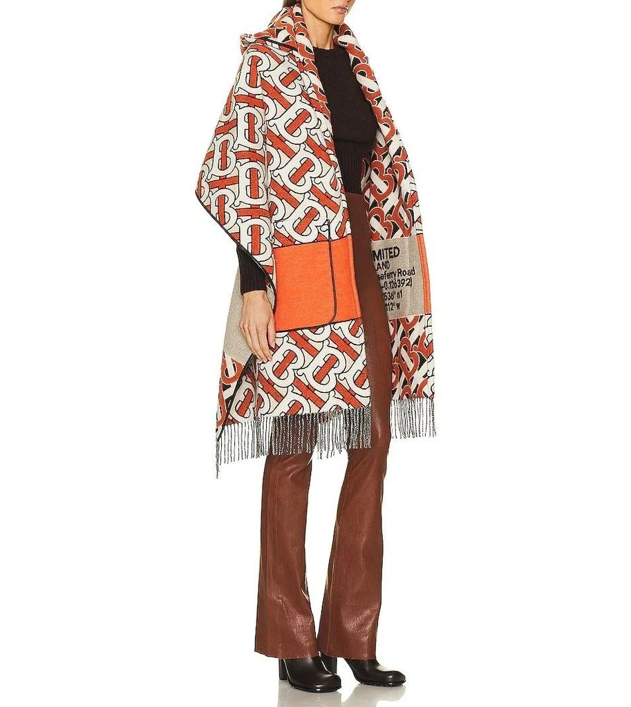 商品Burberry|TB MONOGRAM CAPE,价格¥3757,第2张图片详细描述