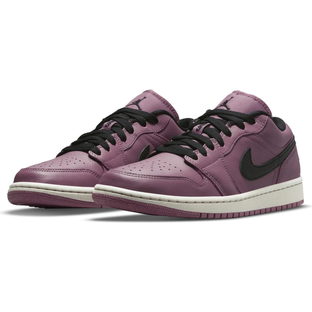 商品Jordan|Jordan 1 Low - Women Shoes,价格¥561,第2张图片详细描述