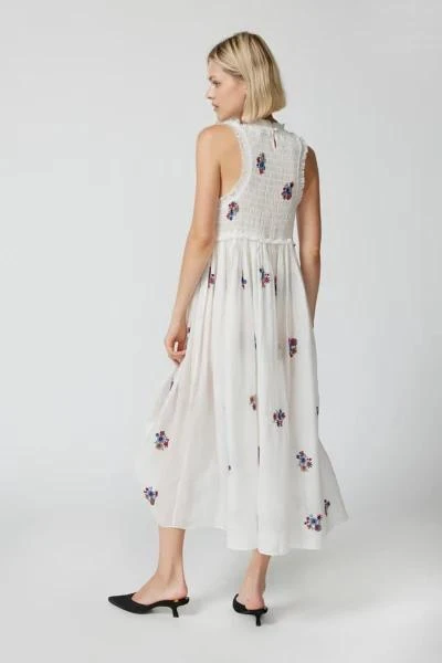 UO Blaine Embroidered Floral Midi Dress 商品