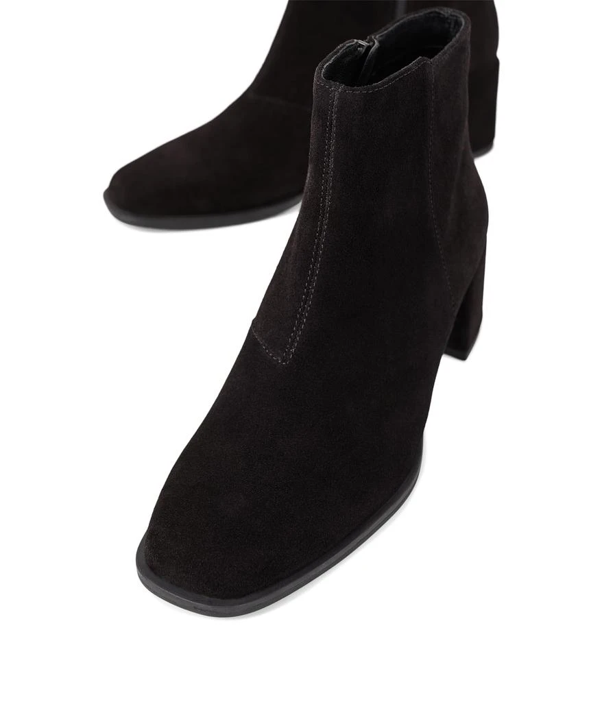 商品Vagabond Shoemakers|Stina Suede Bootie,价格¥1042,第4张图片详细描述