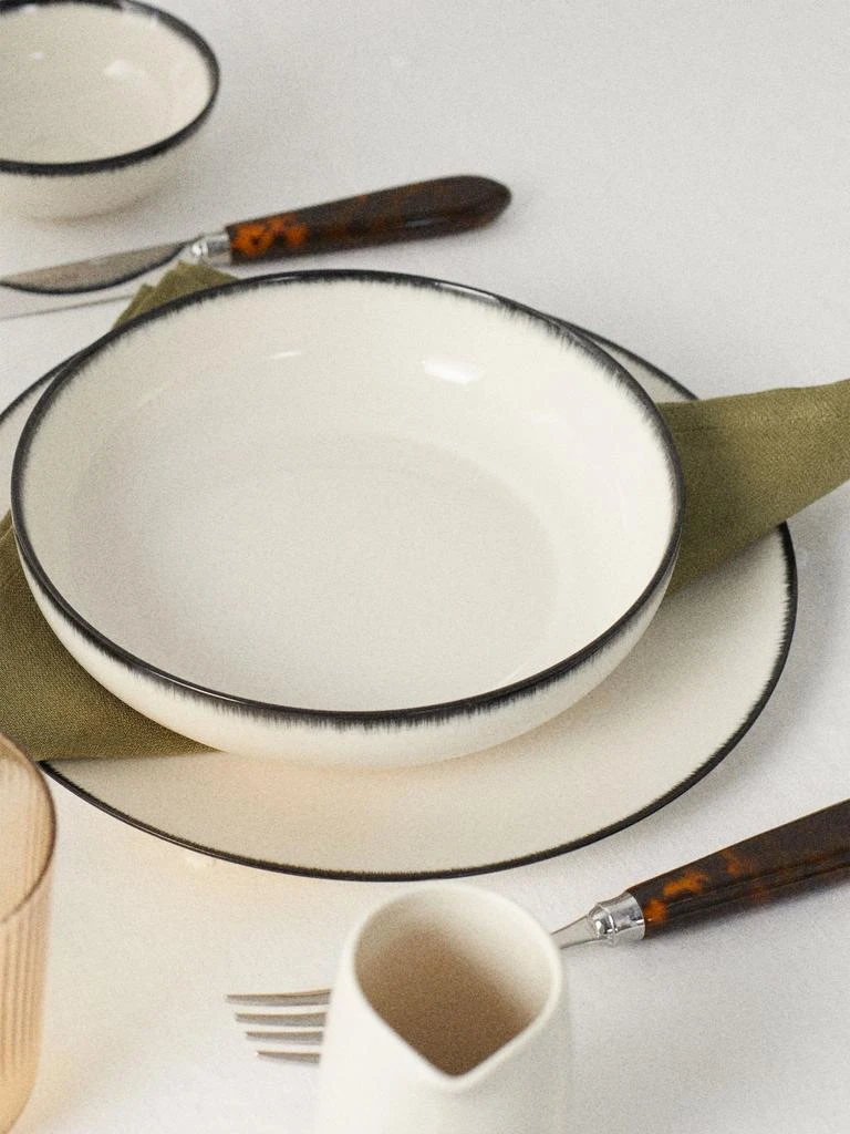商品Serax|X Ann Demeulemeester set of two porcelain plates,价格¥573,第2张图片详细描述