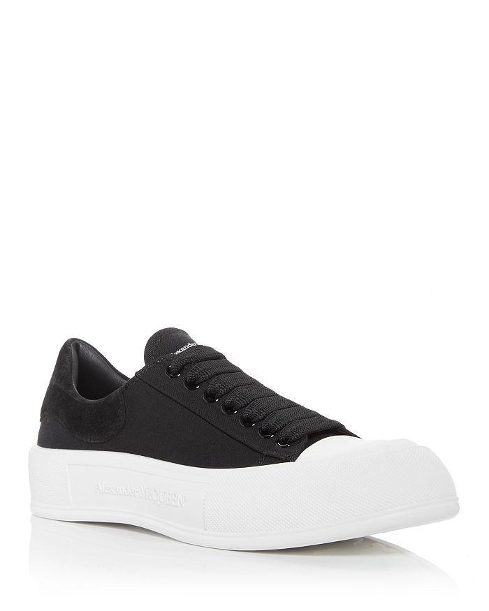 商品Alexander McQueen|Men's Deck Suede Heel Detail Low Top Sneakers,价格¥3891,第1张图片