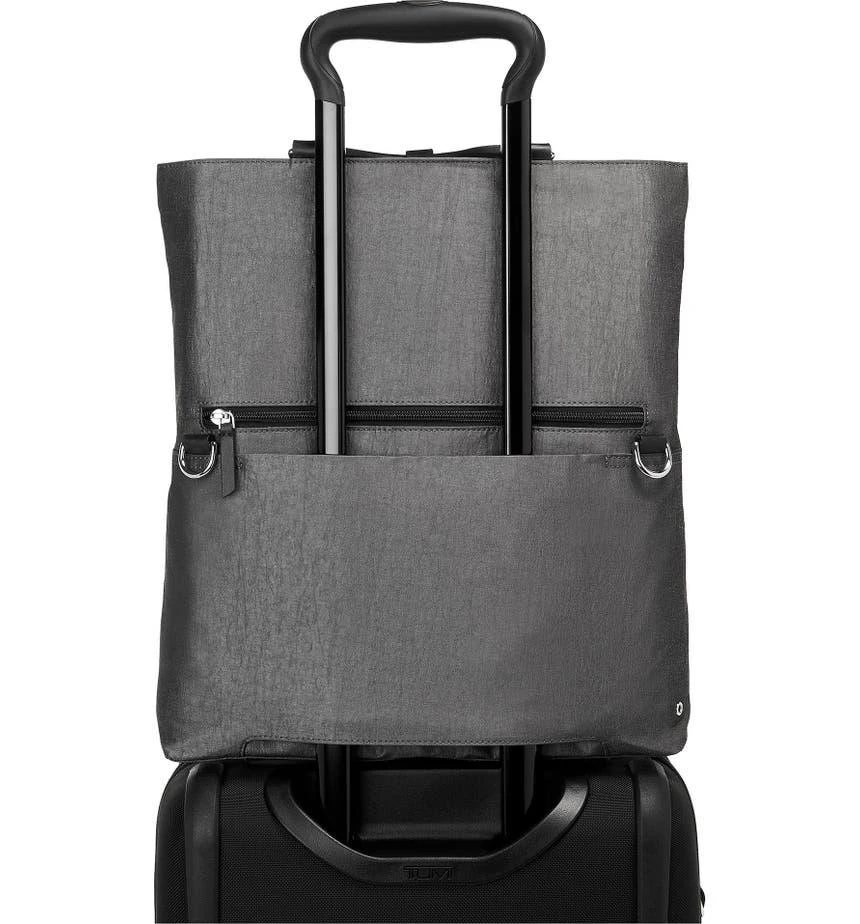 商品Tumi|Voyageur Mona Messenger Bag,价格¥1970,第3张图片详细描述