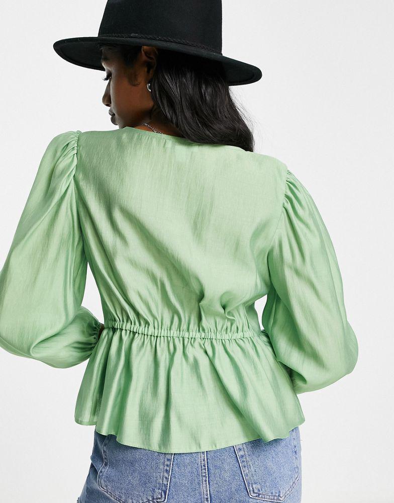 Topshop tie front blouse top in green商品第2张图片规格展示