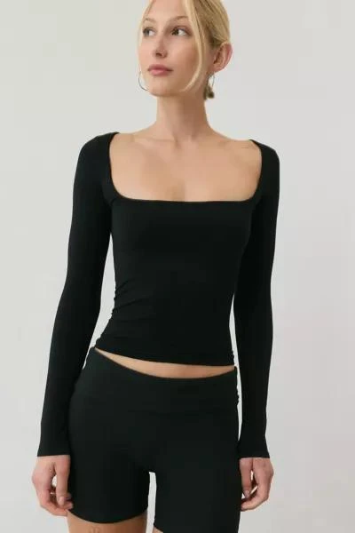 商品Out From Under|Out From Under Ruby Square Neck Long Sleeve Cropped Tee,价格¥292,第2张图片详细描述