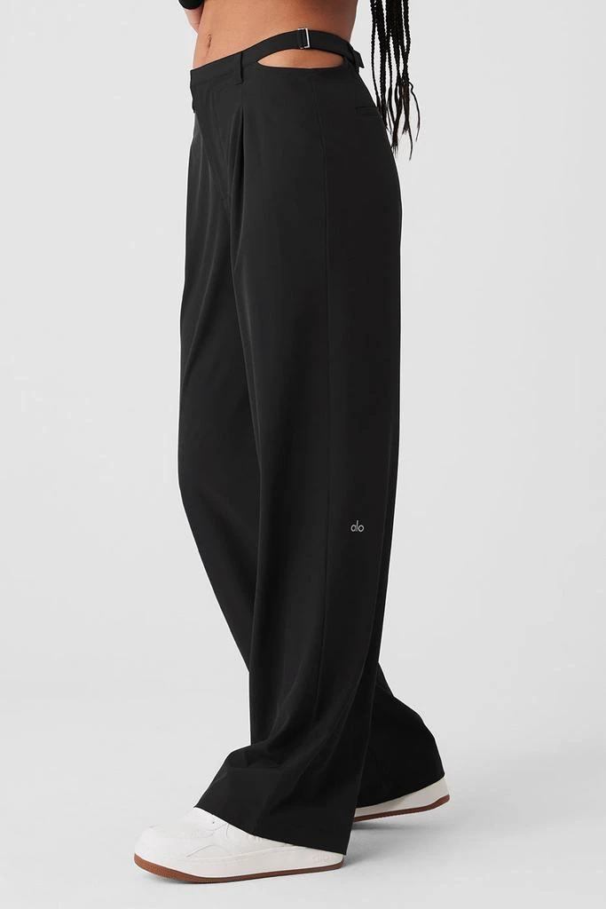 商品Alo|Mid-Rise Showdown Trouser - Black,价格¥1213,第1张图片