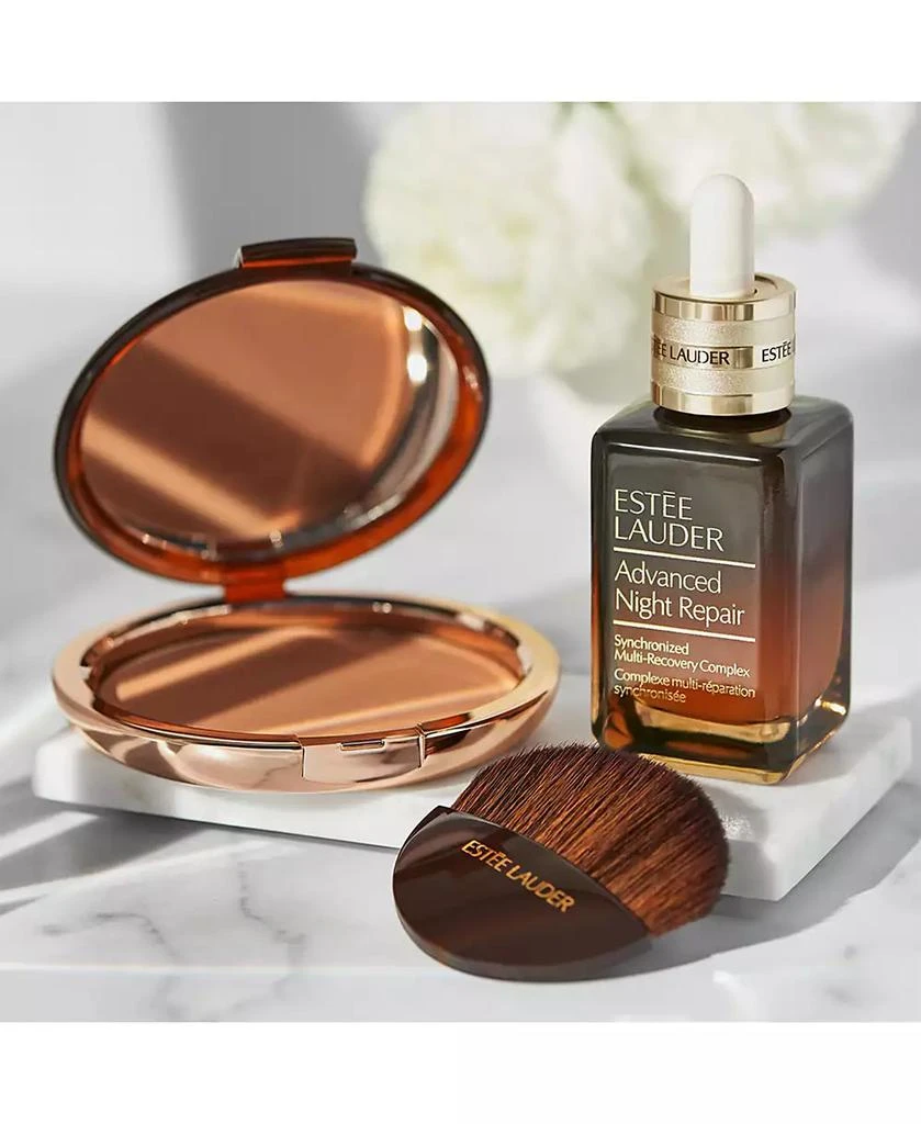 商品Estée Lauder|Bronze Goddess Powder Bronzer,价格¥432,第5张图片详细描述