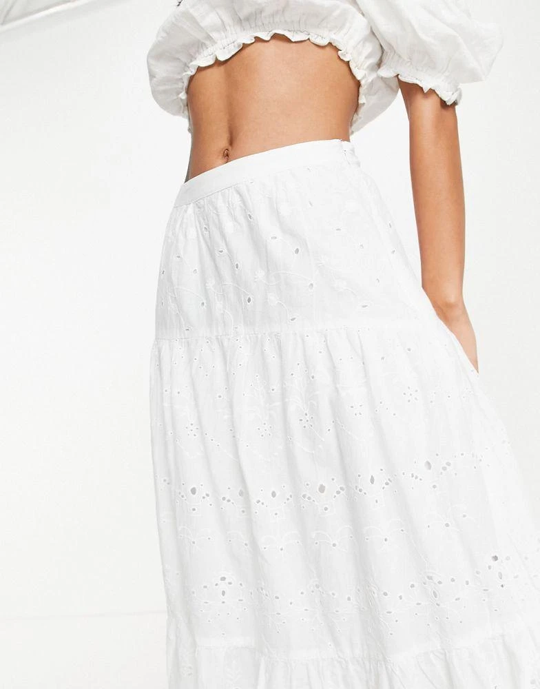 商品French Connection|French Connection cotton tiered maxi skirt in white embroidery - WHITE,价格¥621,第3张图片详细描述