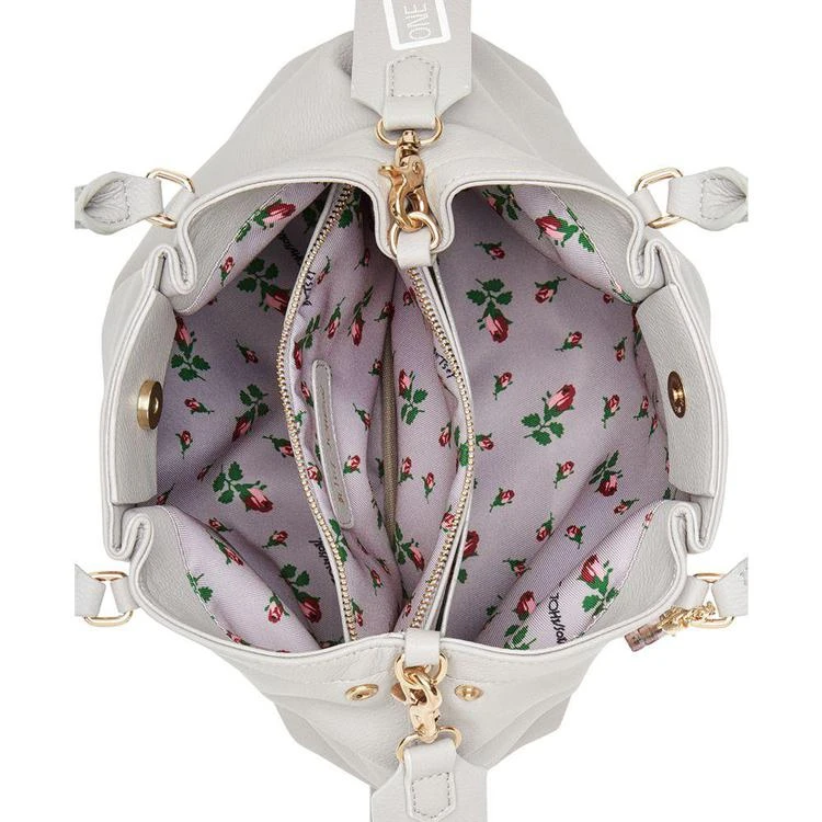 商品Betsey Johnson|Charmed Guitar-Strap Medium Satchel,价格¥480,第3张图片详细描述