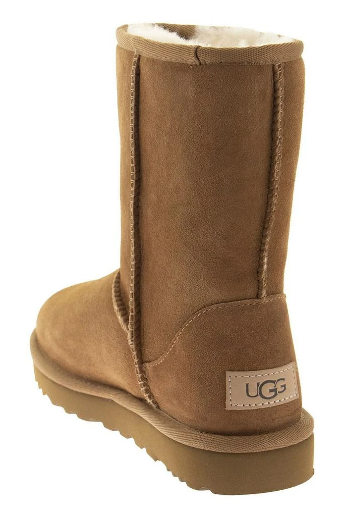 商品UGG|UGG CLASSIC SHORT II - Boots,价格¥1654,第3张图片详细描述