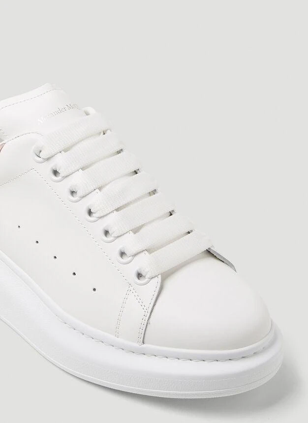 Larry Oversized Sneakers in White 商品