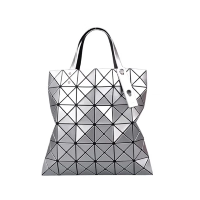 商品Issey Miyake|三宅一生/Issey Miyake 女包奢侈品经典款六格手提包几何拼接菱格单肩包 灰色 AG053 91,价格¥3156,第1张图片