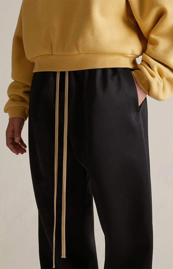 商品Essentials|Women's Black Satin Sweatpants,价格¥876,第5张图片详细描述