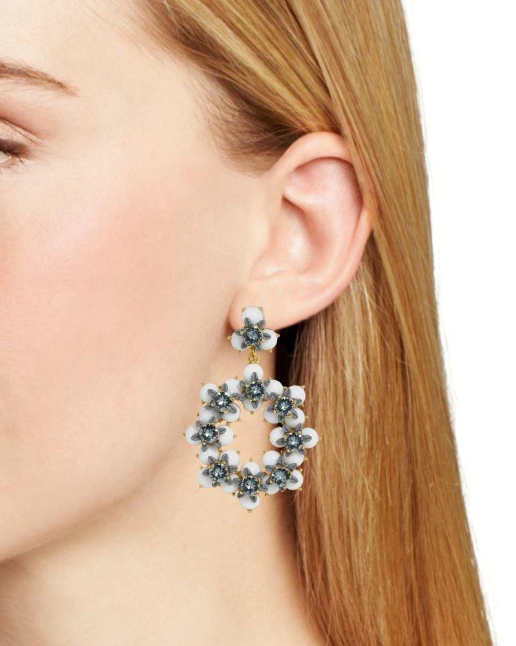 商品BAUBLEBAR|Swan Queen Drop Earrings,价格¥140,第2张图片详细描述