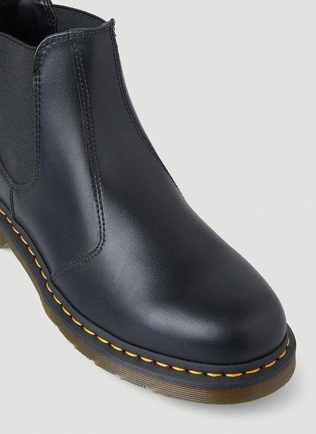 2976 Vegan Chelsea Boots in Black 商品