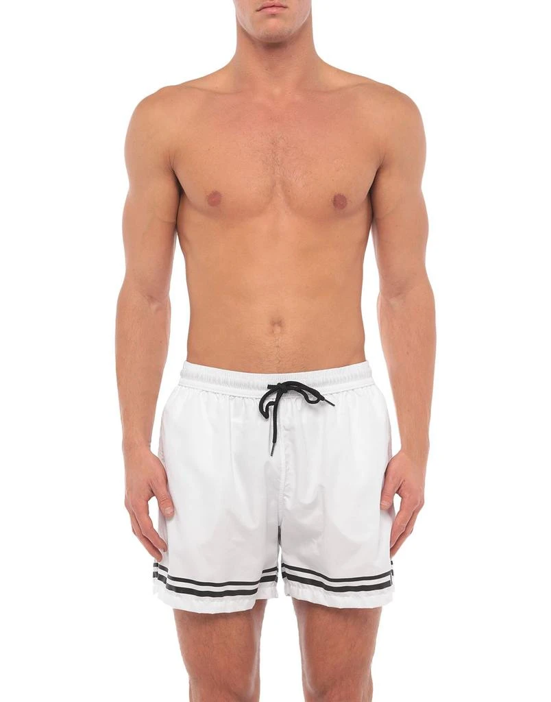 商品GCDS|Swim shorts,价格¥687,第2张图片详细描述