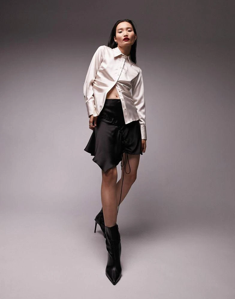 商品Topshop|Topshop premium ruched side slim satin shirt in oyster,价格¥207,第4张图片详细描述