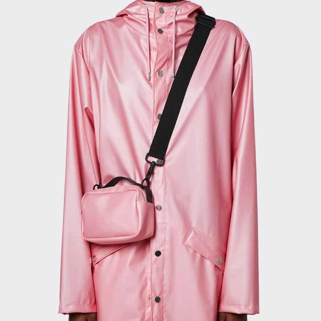 商品RAINS|Rains Micro Coated-Shell Shoulder Bag,价格¥413,第2张图片详细描述