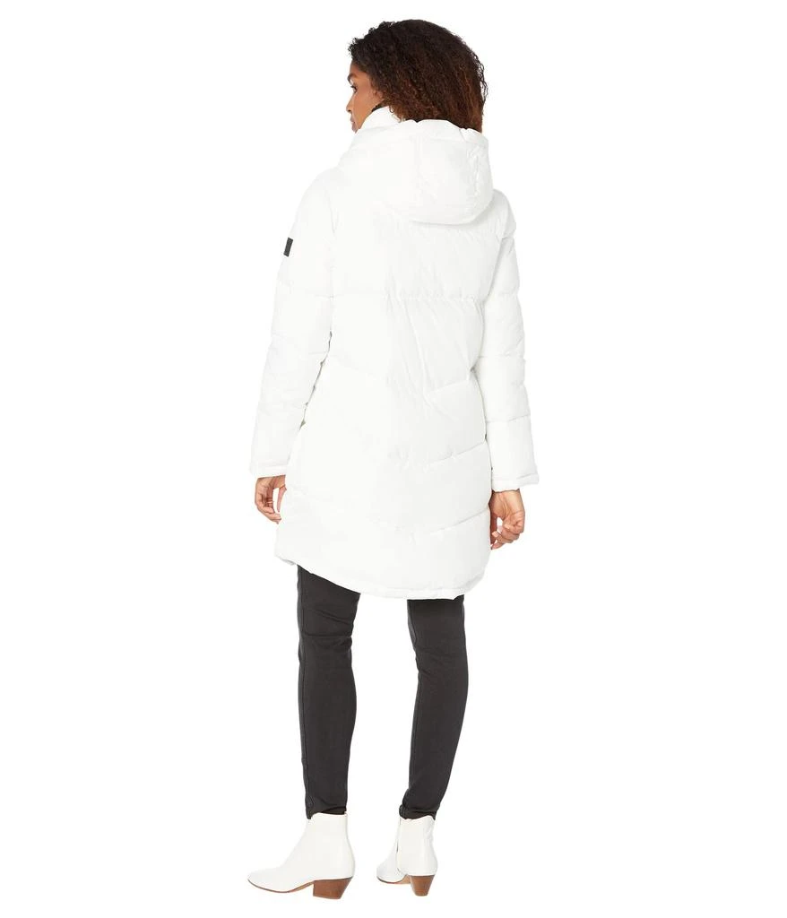 商品Calvin Klein|A-Line Stretch Puffer,价格¥1429,第2张图片详细描述