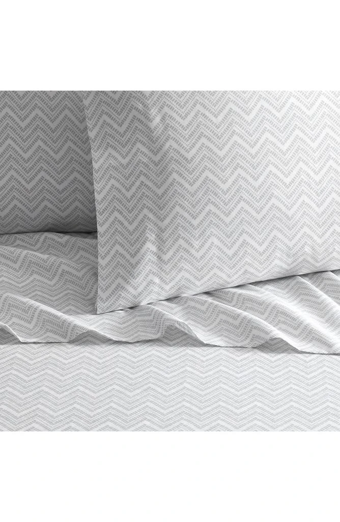 商品CHIC|Aleyna Geo Chevron Stripe Sheet Set - Twin,价格¥261,第3张图片详细描述