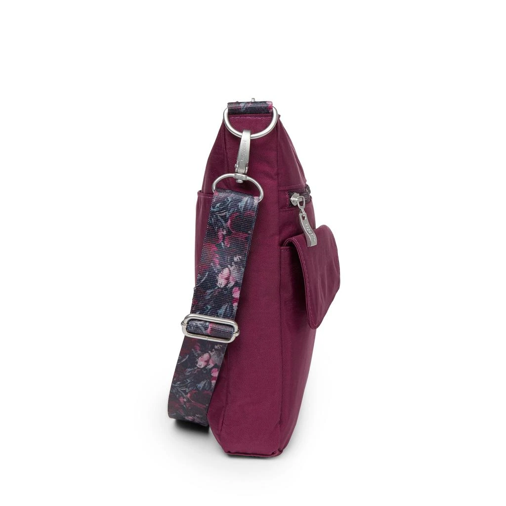 商品Baggallini|Town Square Crossbody,价格¥579,第3张图片详细描述