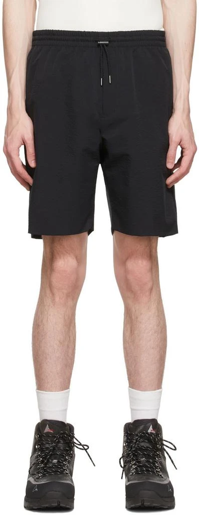 商品DESCENTE|Black Polyester Shorts,价格¥407,第1张图片