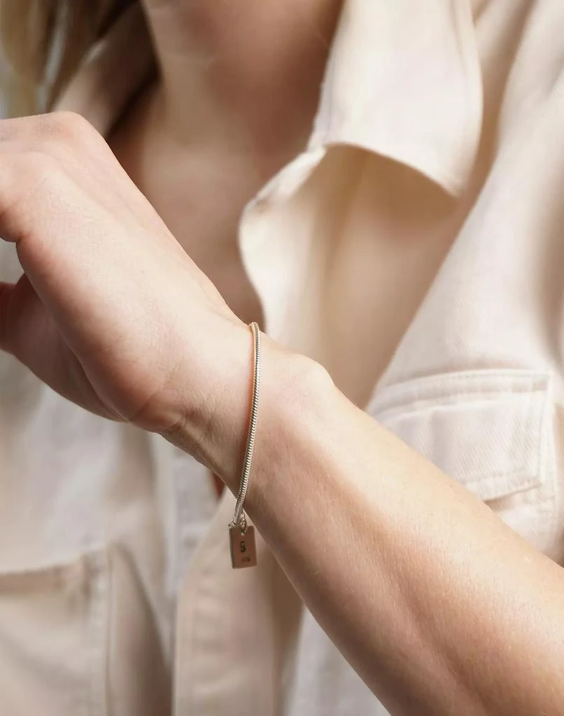 商品Madewell|CHARLOTTE CAUWE STUDIO Snake Chain Bracelet in Sterling Silver,价格¥909,第2张图片详细描述