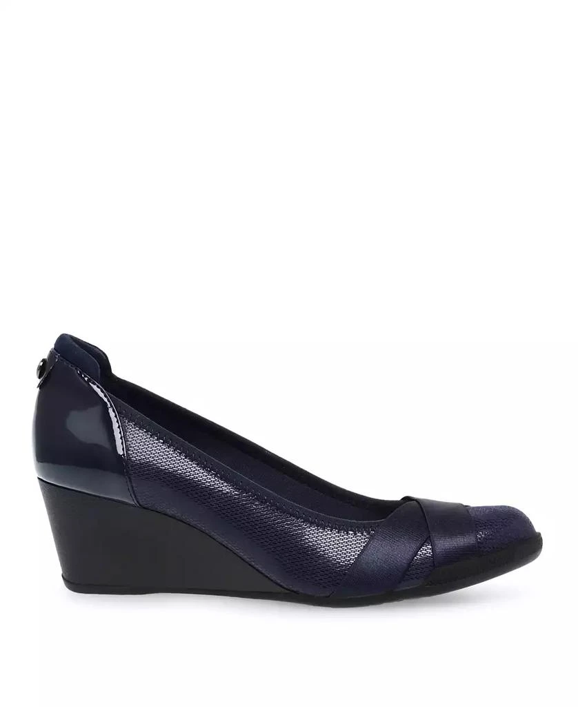 商品Anne Klein|Women's Timeout Wedge Pumps,价格¥562,第2张图片详细描述