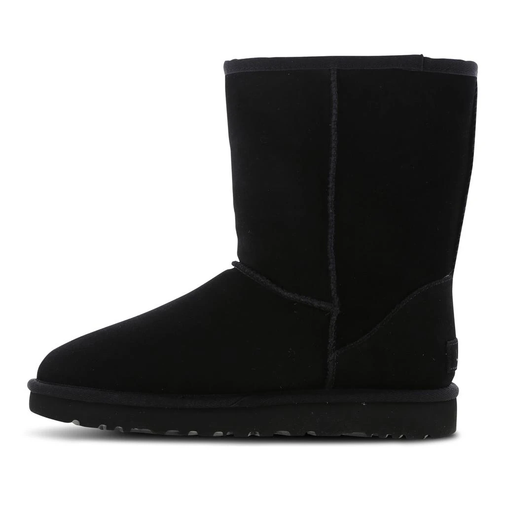 商品UGG|UGG Classic Short Broken Logo - Women Shoes,价格¥835,第4张图片详细描述