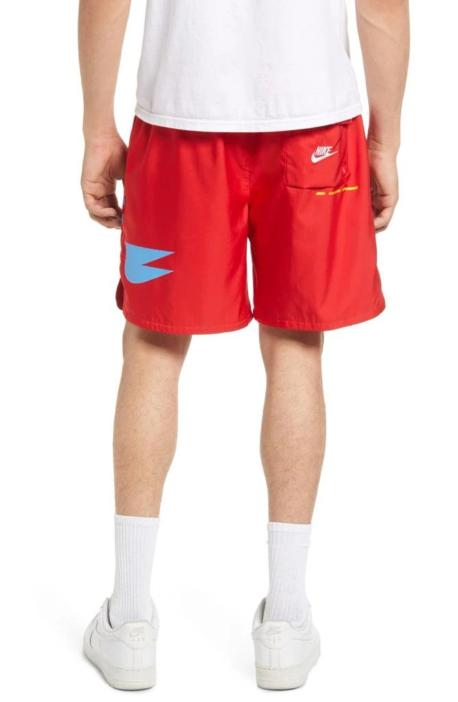 商品NIKE|Sportswear Sport Essentials+ Woven Shorts,价格¥205,第2张图片详细描述