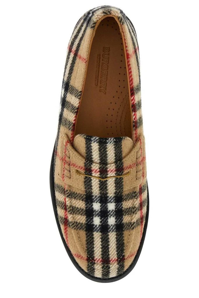 商品Burberry|Burberry Checked Slip-On Loafers,价格¥3142,第3张图片详细描述