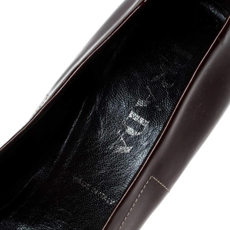 Prada Brown Patent Leather Pointed Toe Pumps Size 38 商品