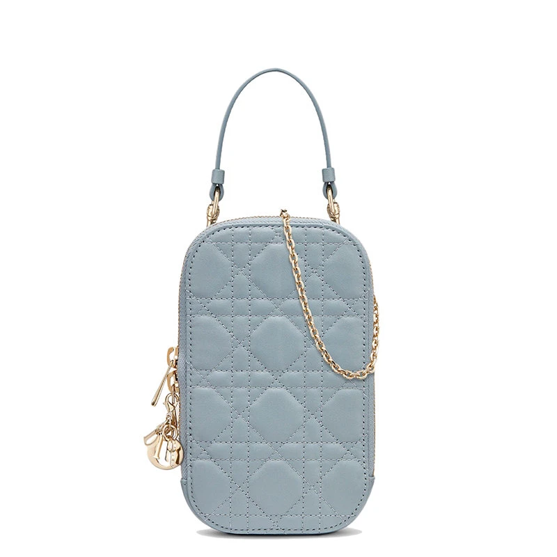商品Dior|【预售3-7天】DIOR/迪奥 21秋冬LADY DIOR系列 女士云蓝色藤格纹羊皮革单肩斜挎手提手机包S0872ONMJ_M81B,价格¥10269,第1张图片