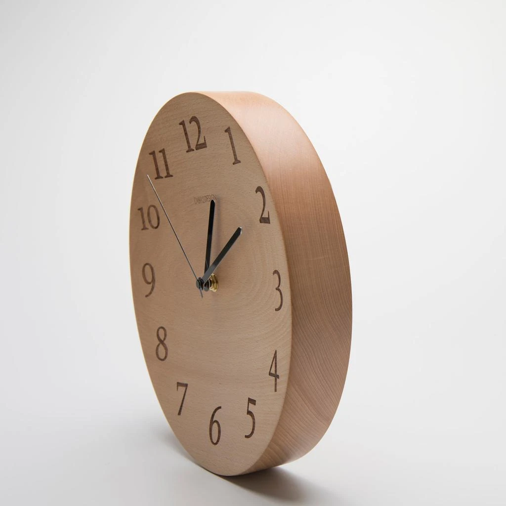 商品The Decent Living|Beech Wood Wall Clock - Digit,价格¥714,第2张图片详细描述