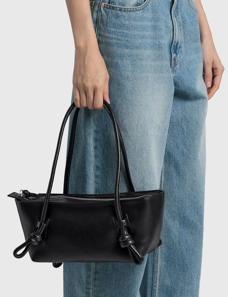 商品Hereu|Fleca Baguette Shoulder Bag,价格¥5395,第5张图片详细描述