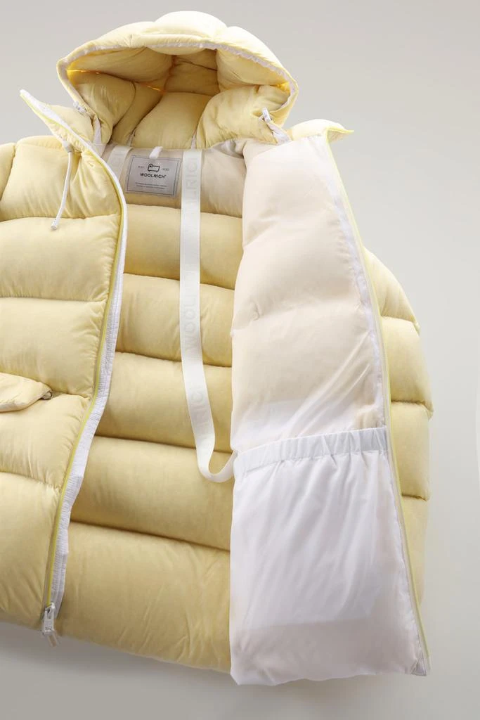 Dyed Down Jacket in Transparent Nylon 商品