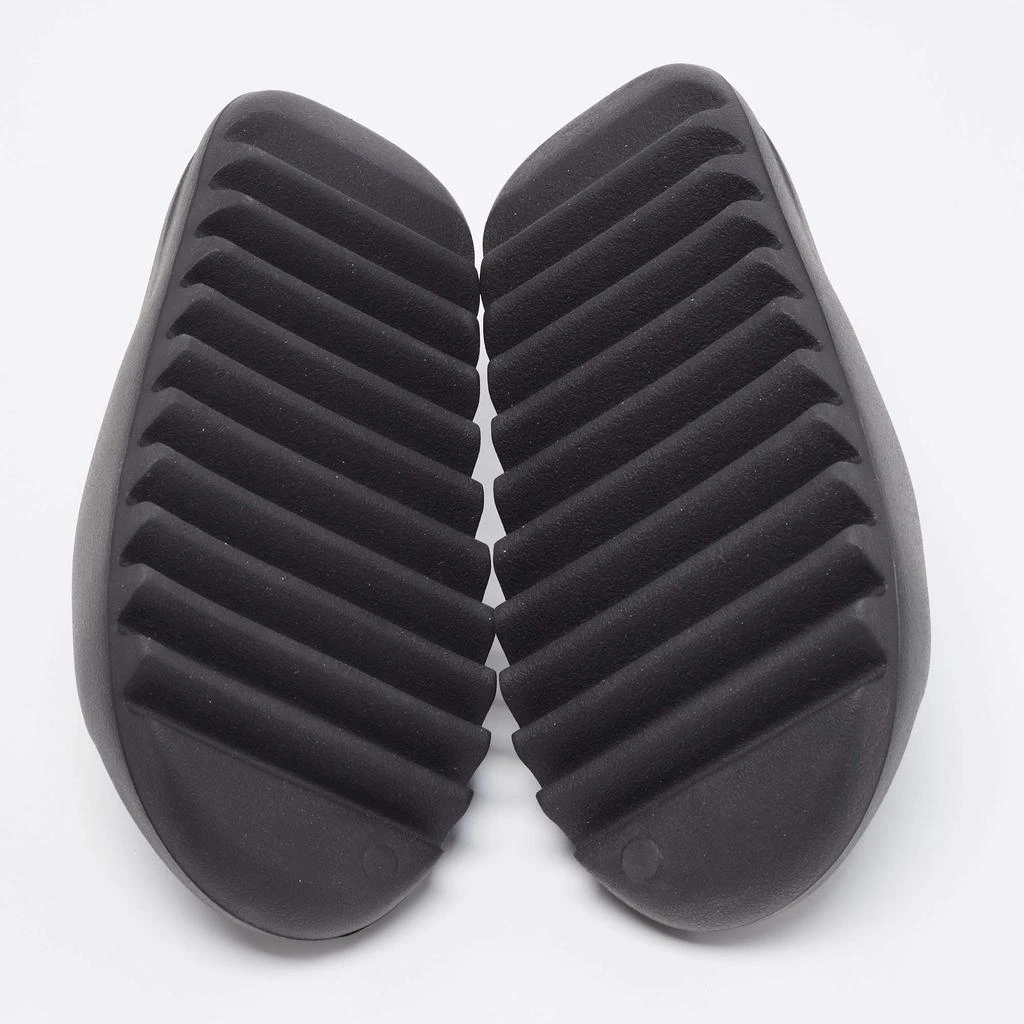 Yeezy x Adidas Black Rubber Onyx Flat Slides Size 37 商品