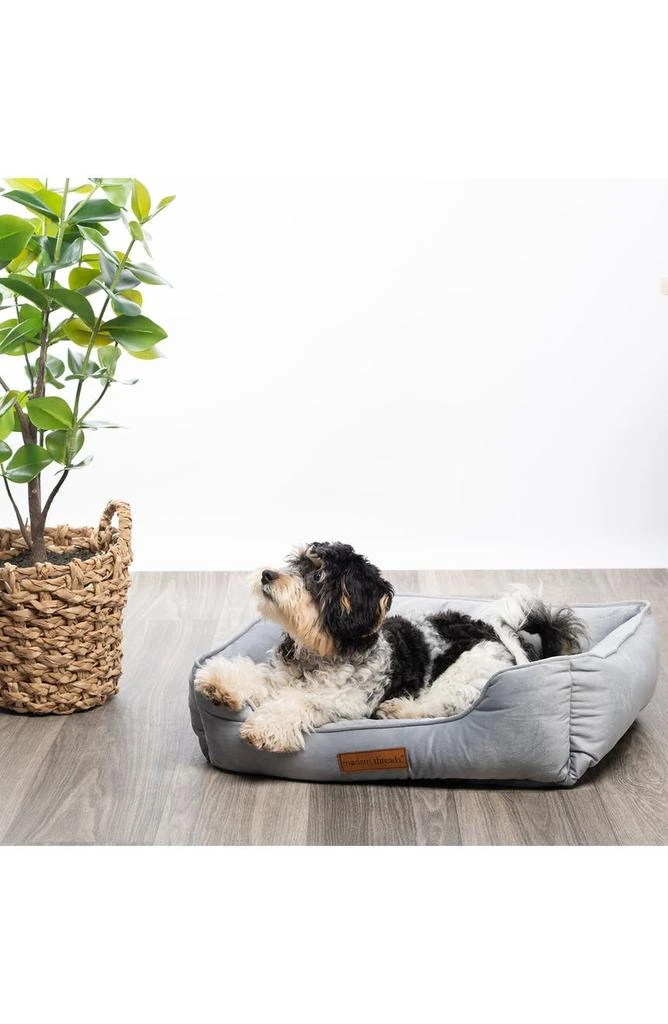 商品Modern Threads|Luxury Tufted Velvet Dog Bed,价格¥247,第4张图片详细描述
