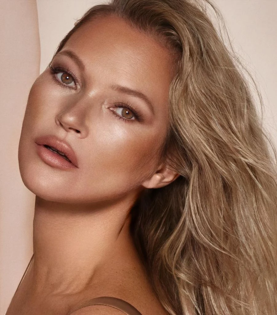 商品Charlotte Tilbury|Charlotte's Beautiful Skin Foundation,价格¥415,第3张图片详细描述