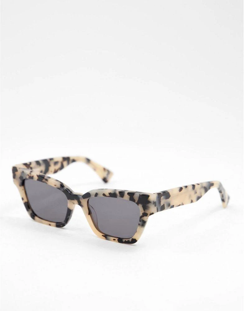 商品ASOS|ASOS DESIGN acetate frame cat eye sunglasses in milky tort,价格¥145,第1张图片