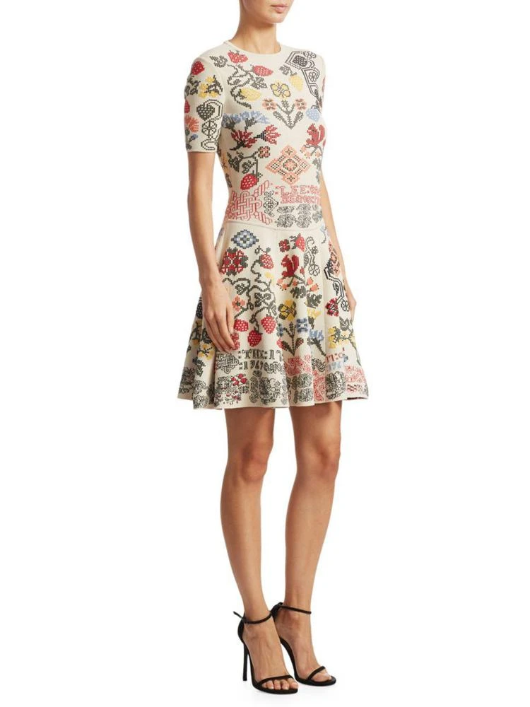 商品Alexander McQueen|Vlm Paneled Fit-&-Flare Dress,价格¥8162,第1张图片