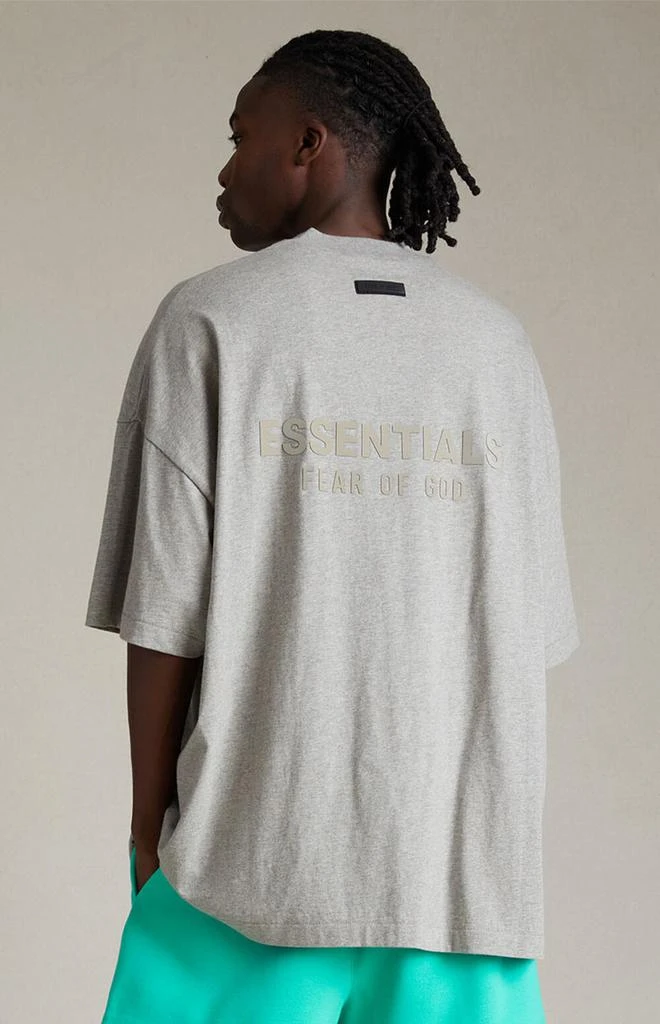商品Essentials|Dark Heather Oatmeal V-Neck T-Shirt,价格¥364,第3张图片详细描述