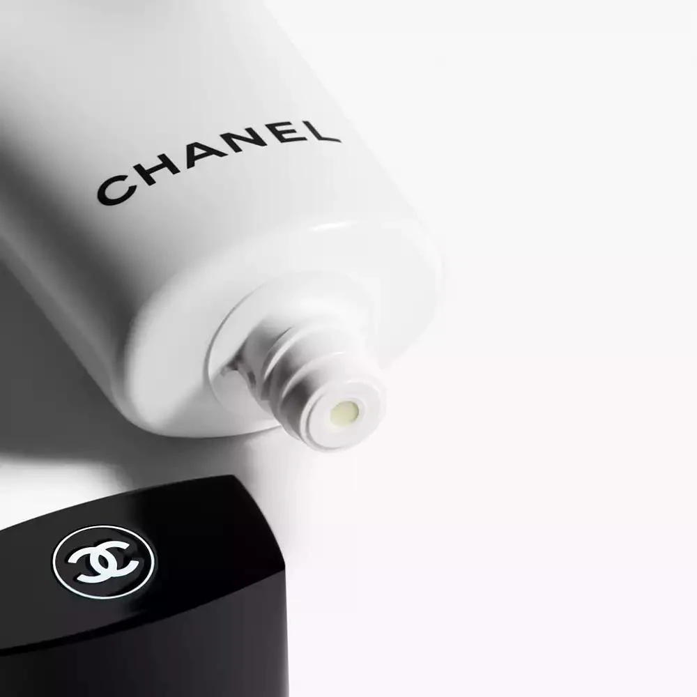 商品Chanel|Anti-Pollution Cleansing Cream-to-Foam,价格¥454,第2张图片详细描述