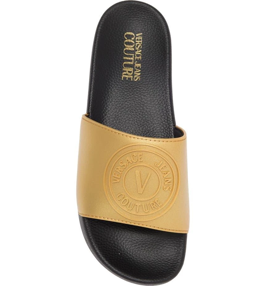 商品Versace|Embossed Flat Sandal,价格¥818,第4张图片详细描述