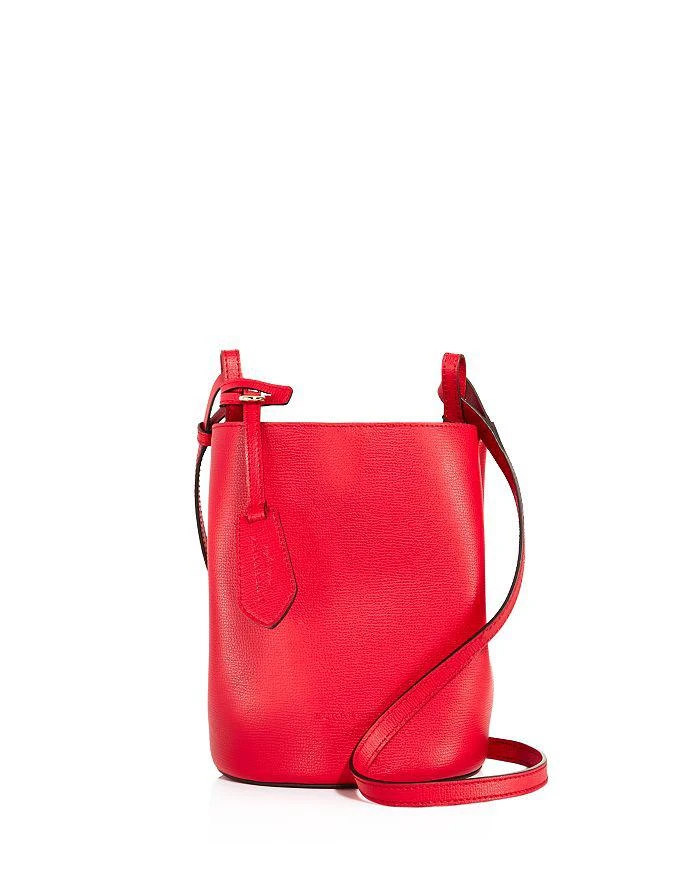 商品Burberry|Lorne Small Leather Bucket Bag (47.1% off) – Comparable value $850,价格¥3372,第1张图片