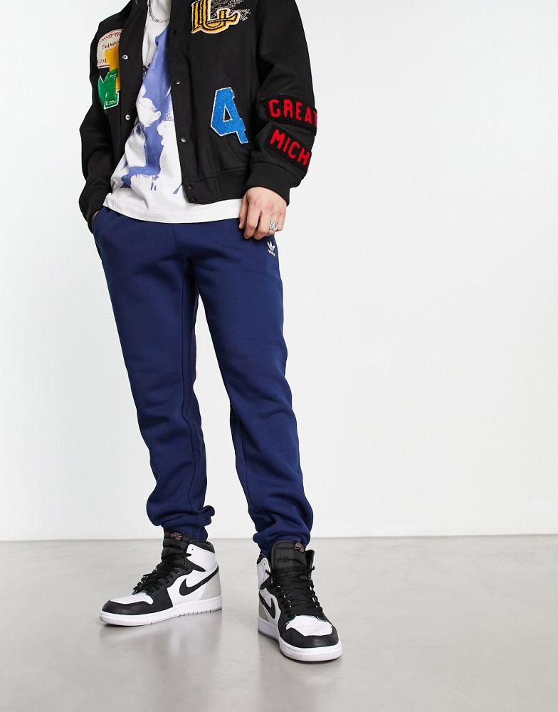 adidas Originals trefoil essentials joggers in navy商品第3张图片规格展示