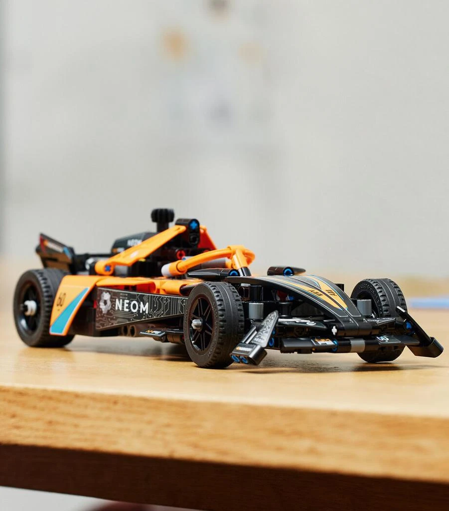 商品LEGO|Technic NEOM McLaren Formula E Race Car Toy Set 42169,价格¥428,第3张图片详细描述