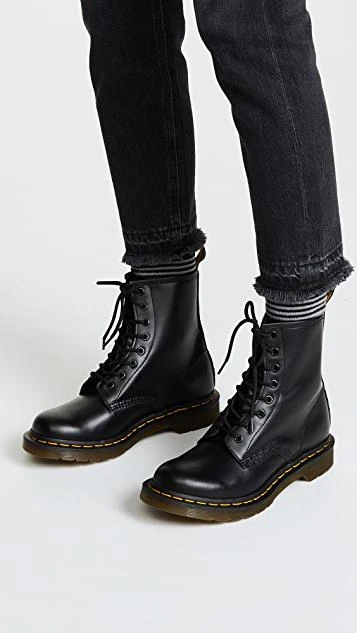 商品Dr. Martens 马汀博士|1460 8 孔靴,价格¥1292,第2张图片详细描述