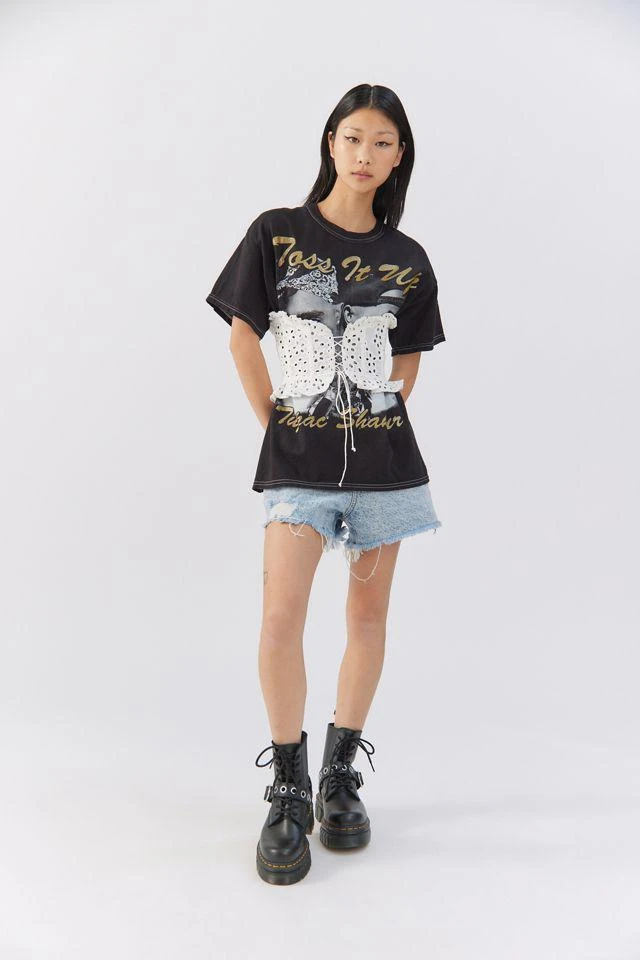 商品Urban Outfitters|Tupac Shakur Toss It Up Tee,价格¥115,第3张图片详细描述