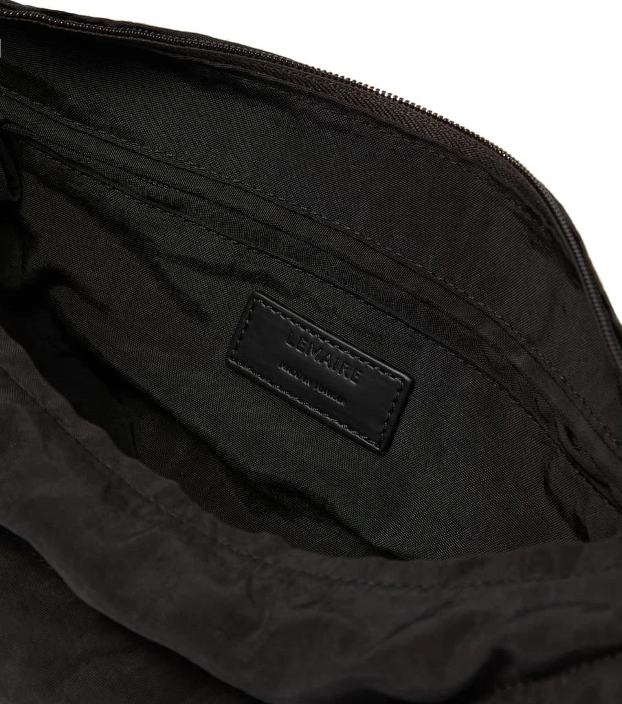 商品Lemaire|Soft Game Small shoulder bag,价格¥4304,第3张图片详细描述